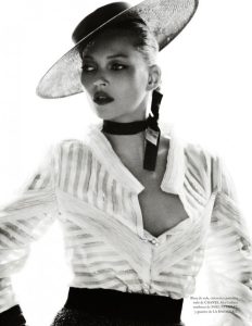 Kate Moss Covers Vogue Espana by Mario Testino 2